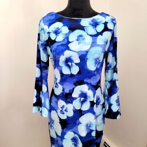 Very flattering Calvin Klein dress!